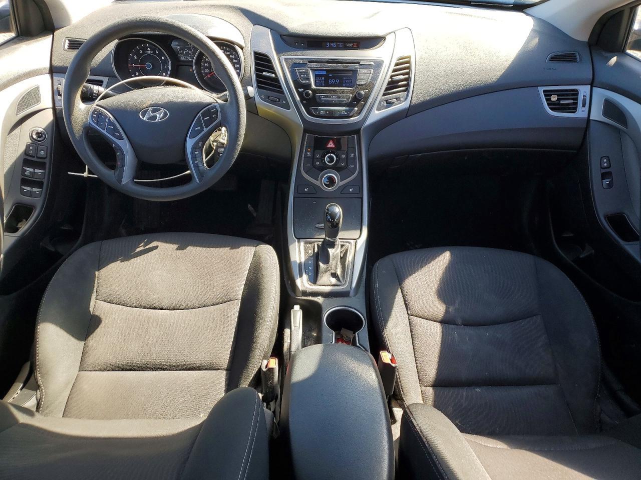 2016 HYUNDAI ELANTRA