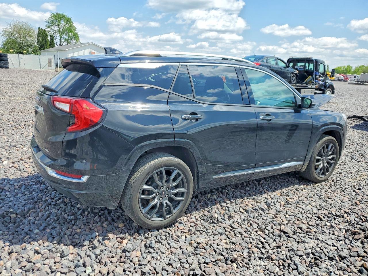 2023 GMC Terrain