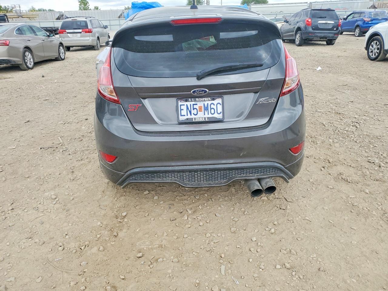 2016 FORD Fiesta
