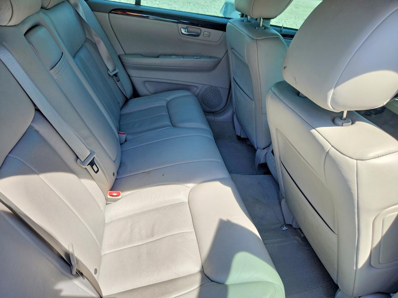 2011 CADILLAC DTS