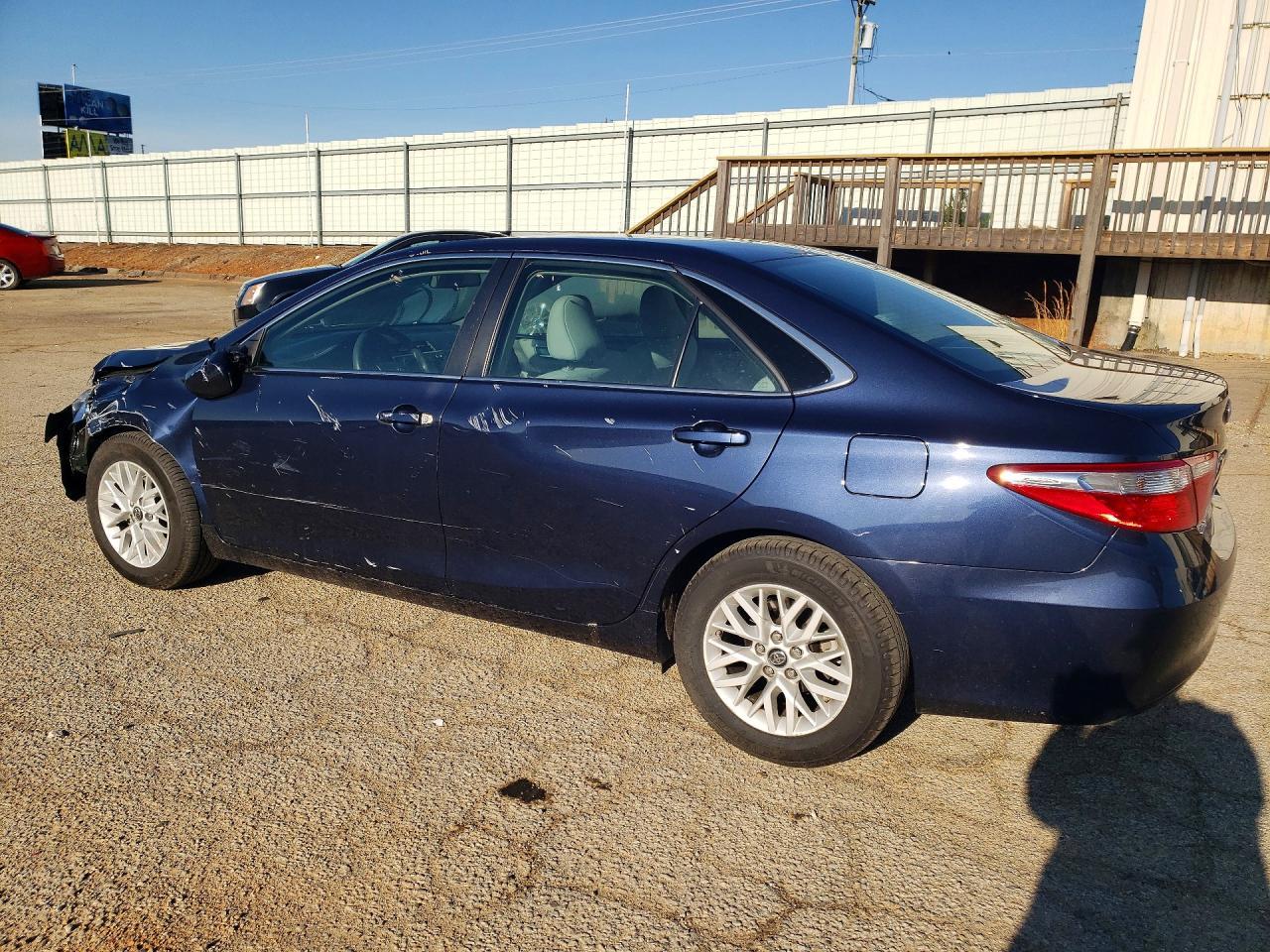 2017 TOYOTA CAMRY