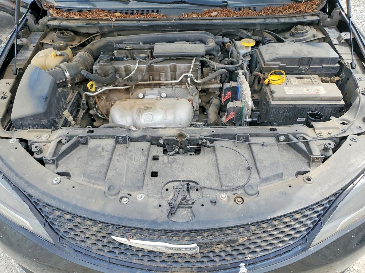 2015 CHRYSLER 200