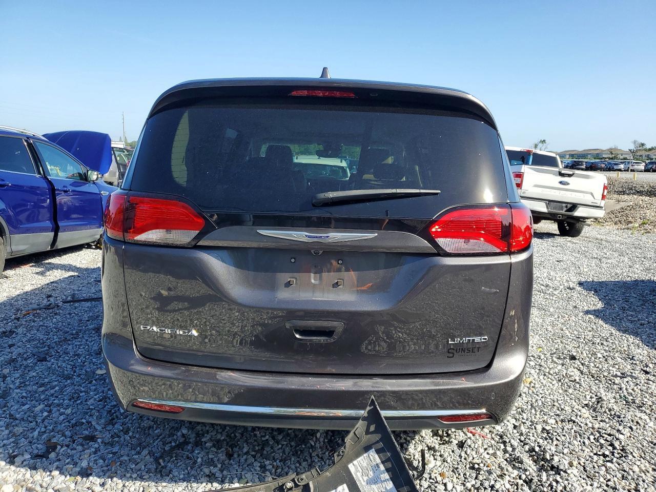 2020 CHRYSLER Pacifica