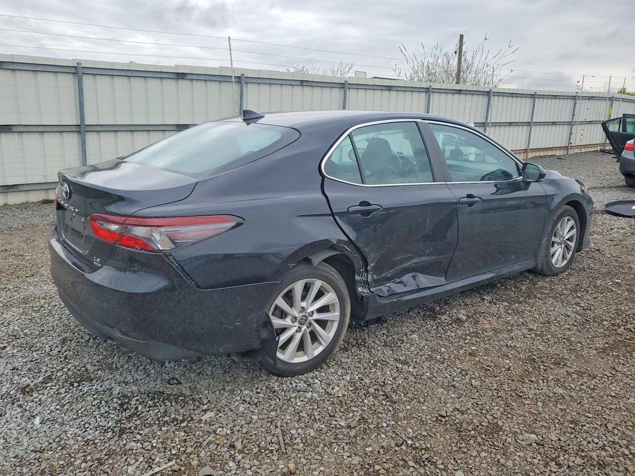 2022 TOYOTA CAMRY