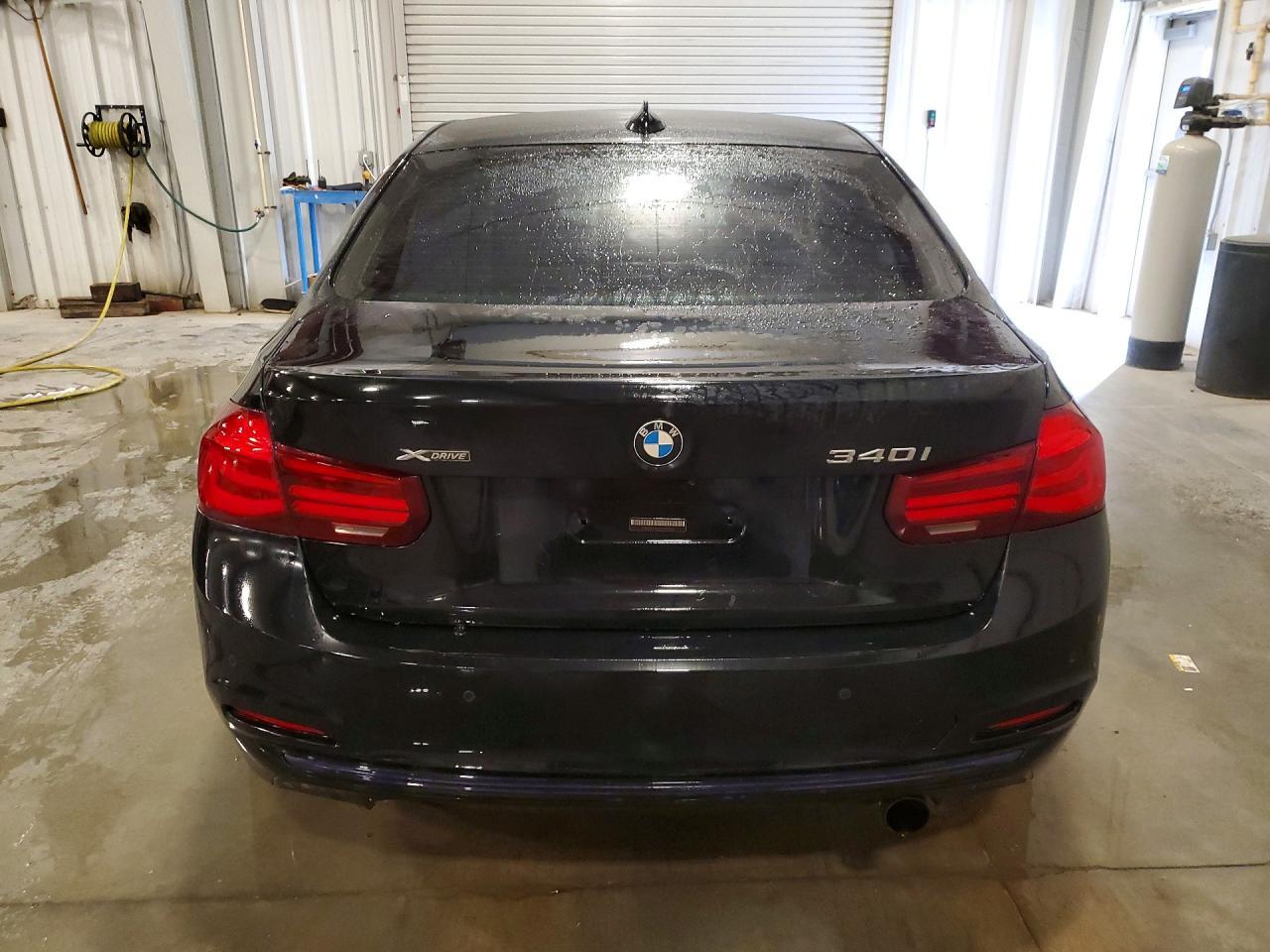 2018 BMW 3 SERIES
