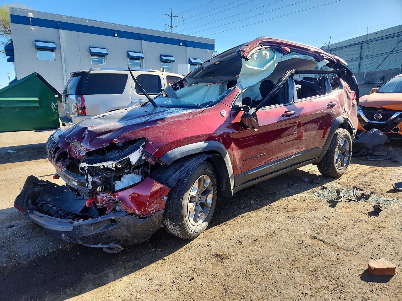 2019 JEEP CHEROKEE