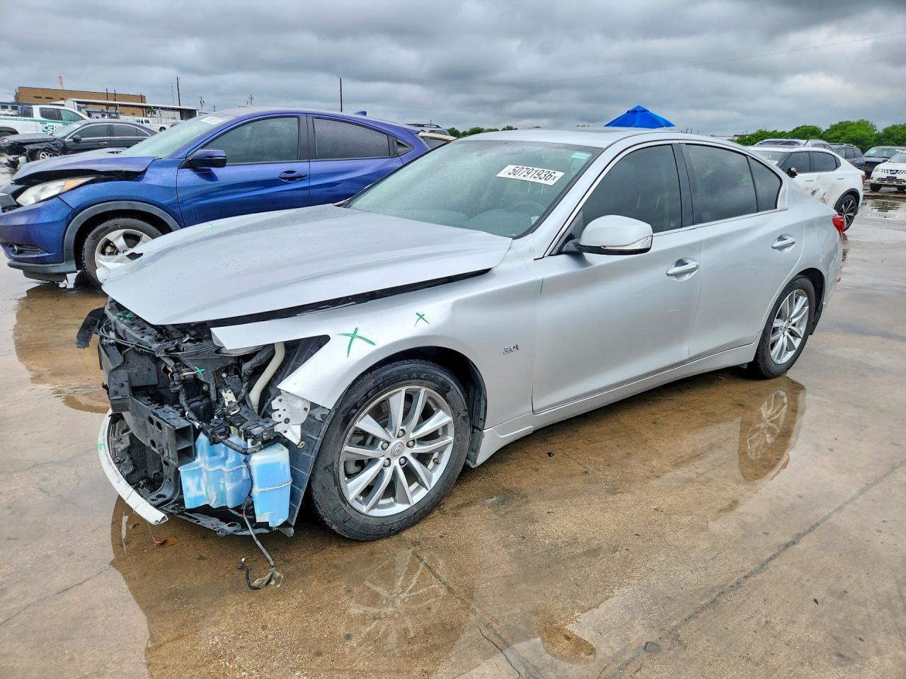 2017 INFINITI Q50