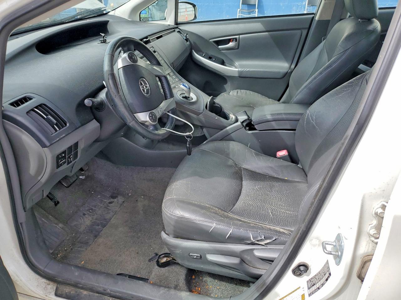2010 TOYOTA PRIUS