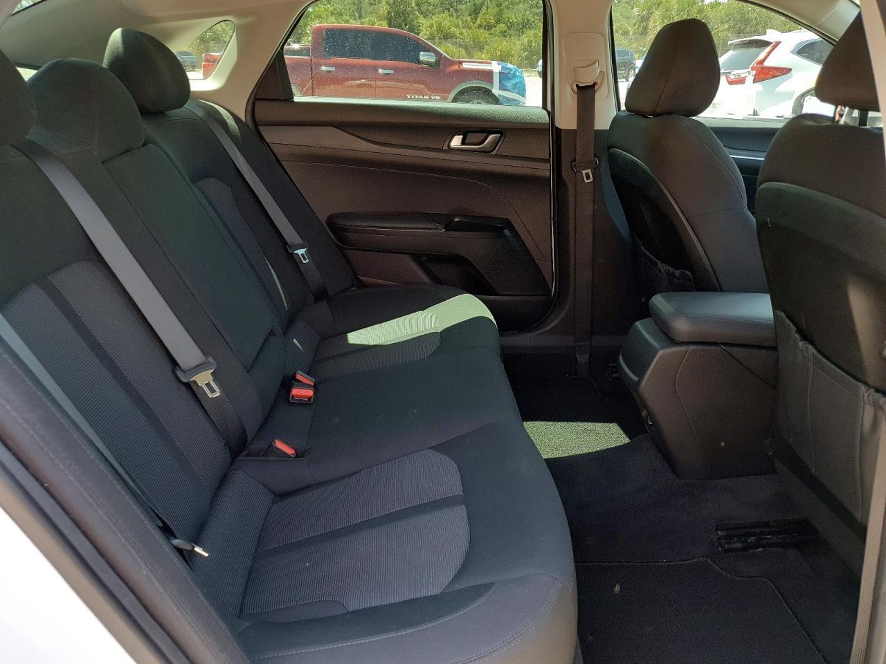 2023 KIA K5