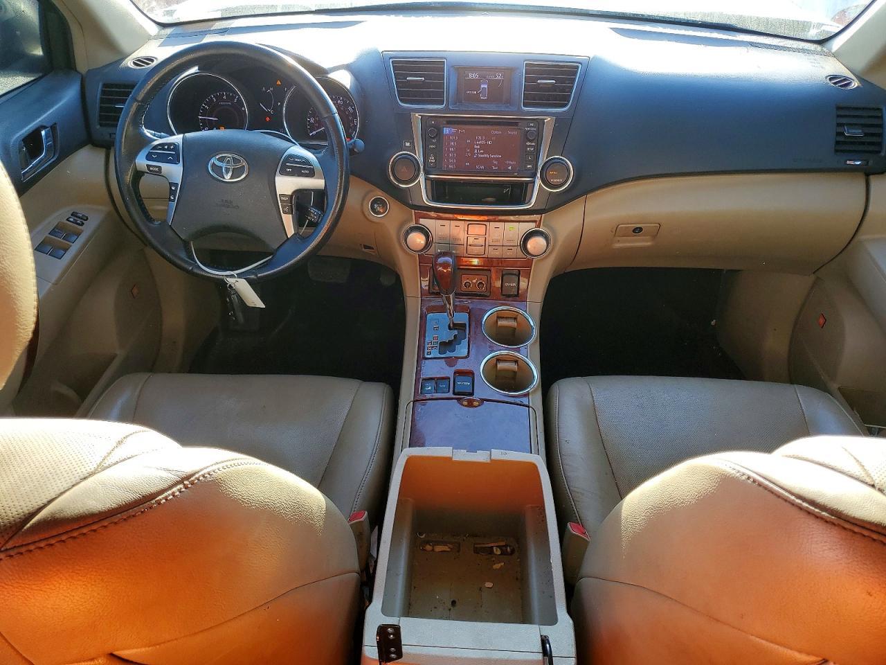 2013 TOYOTA HIGHLANDER