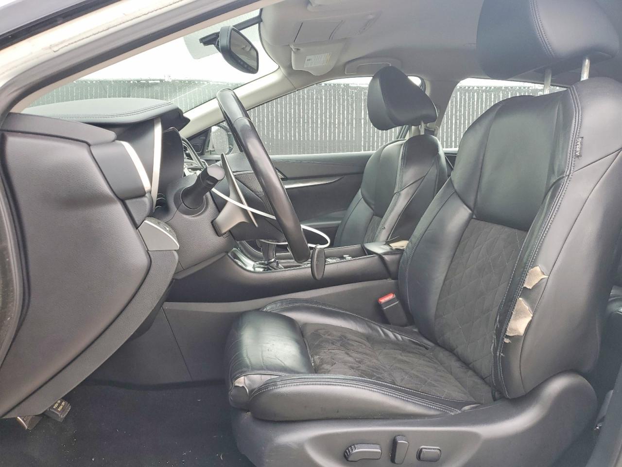 2016 NISSAN Maxima