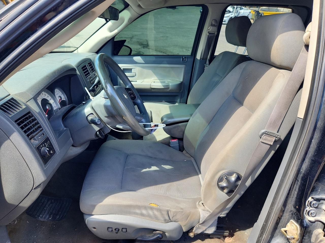 2006 DODGE Dakota