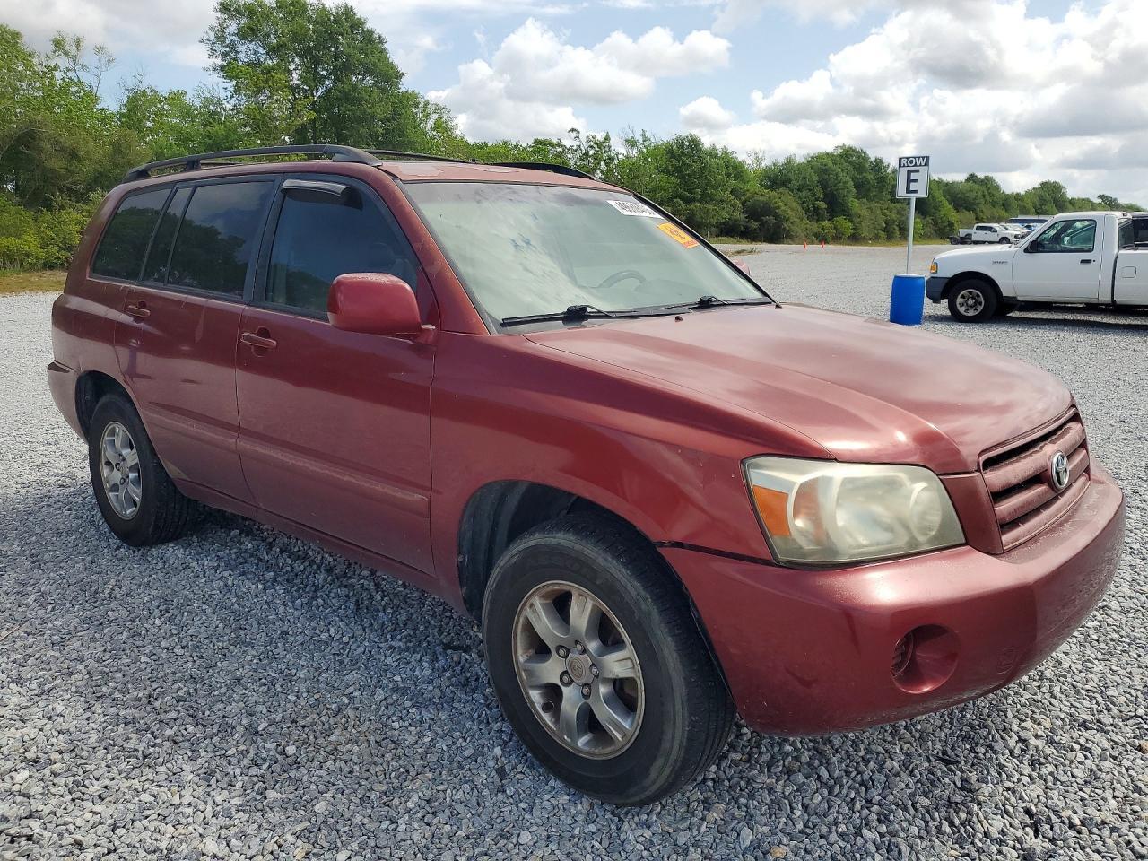 2004 TOYOTA HIGHLANDER