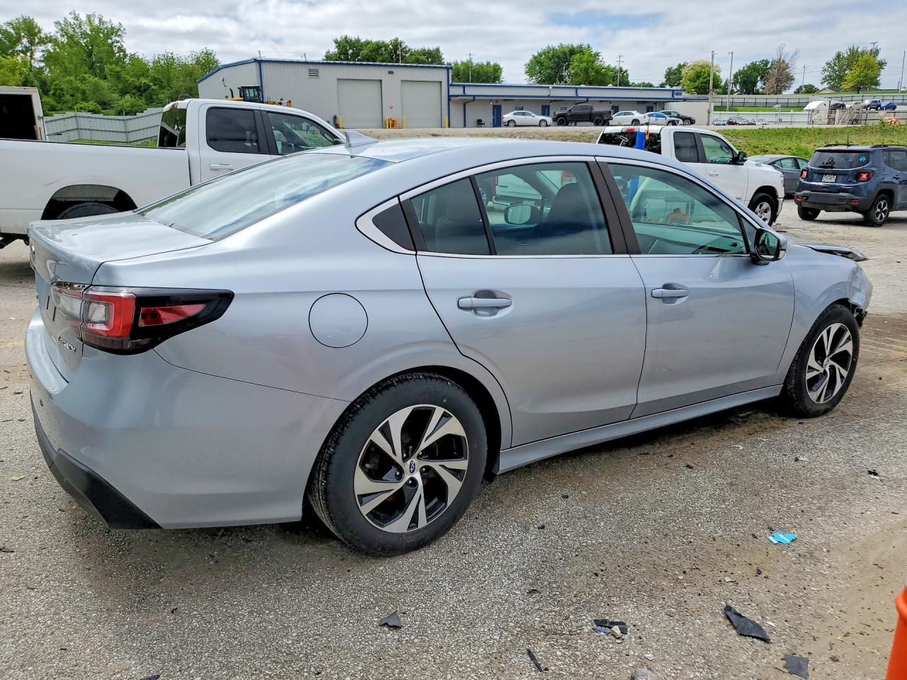 2020 SUBARU Legacy