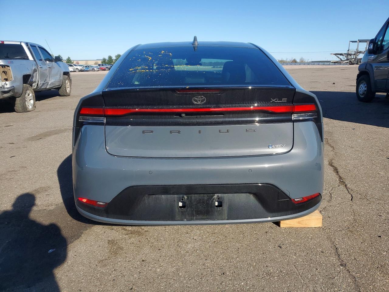 2024 TOYOTA PRIUS