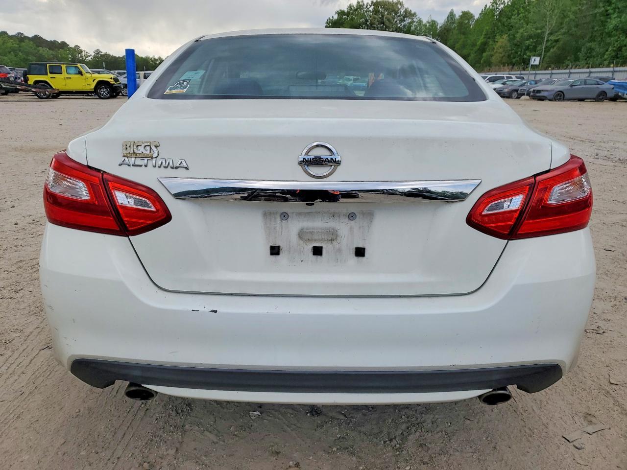 2017 NISSAN ALTIMA