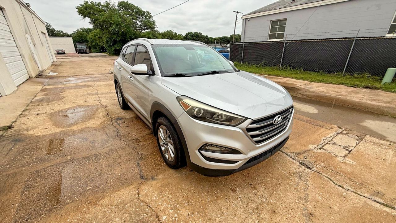 2017 HYUNDAI TUCSON