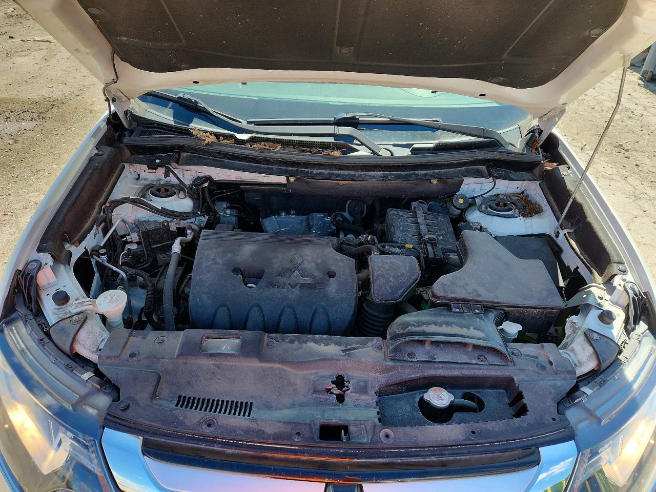 2018 MITSUBISHI outlander