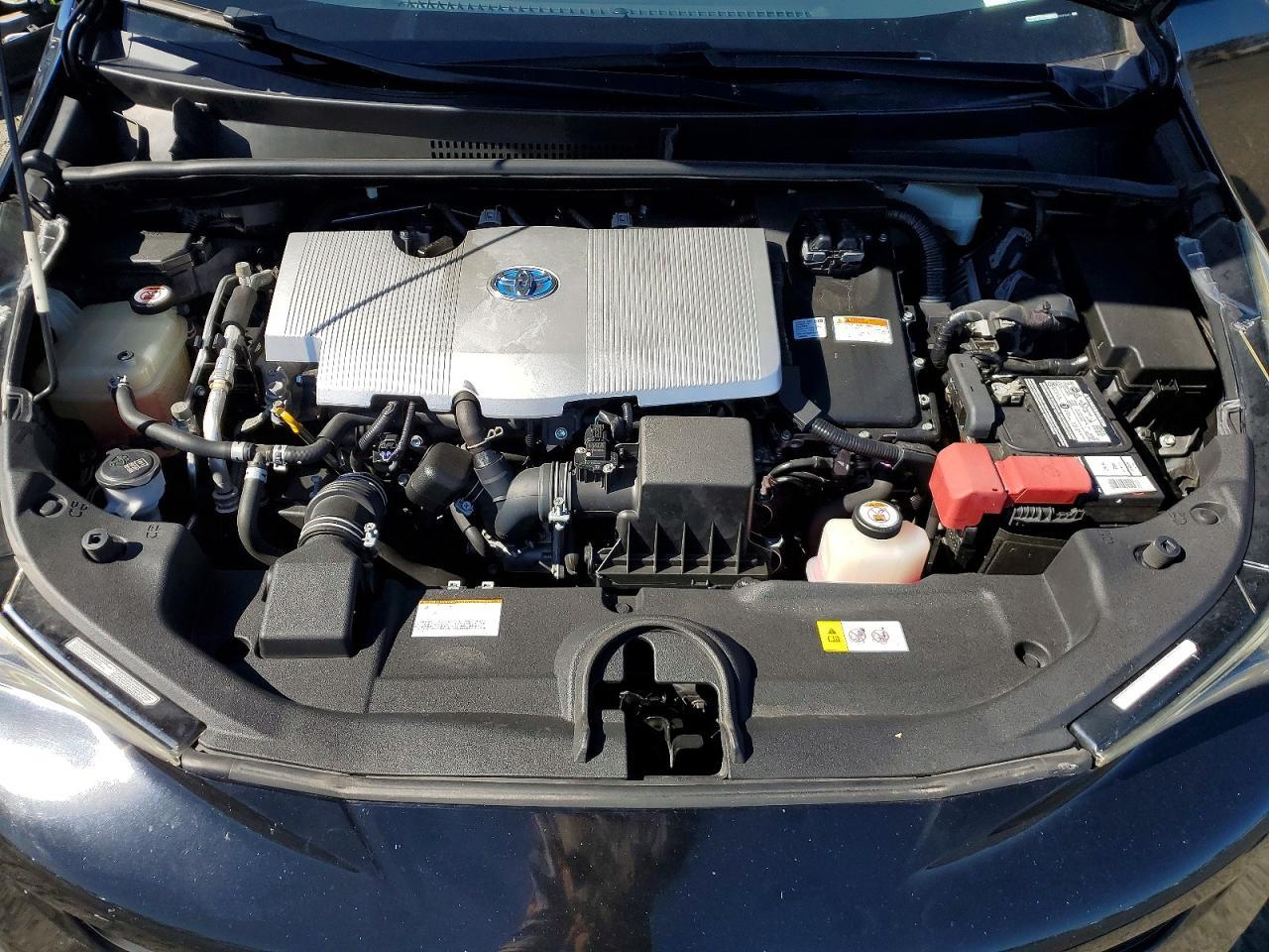2017 TOYOTA PRIUS
