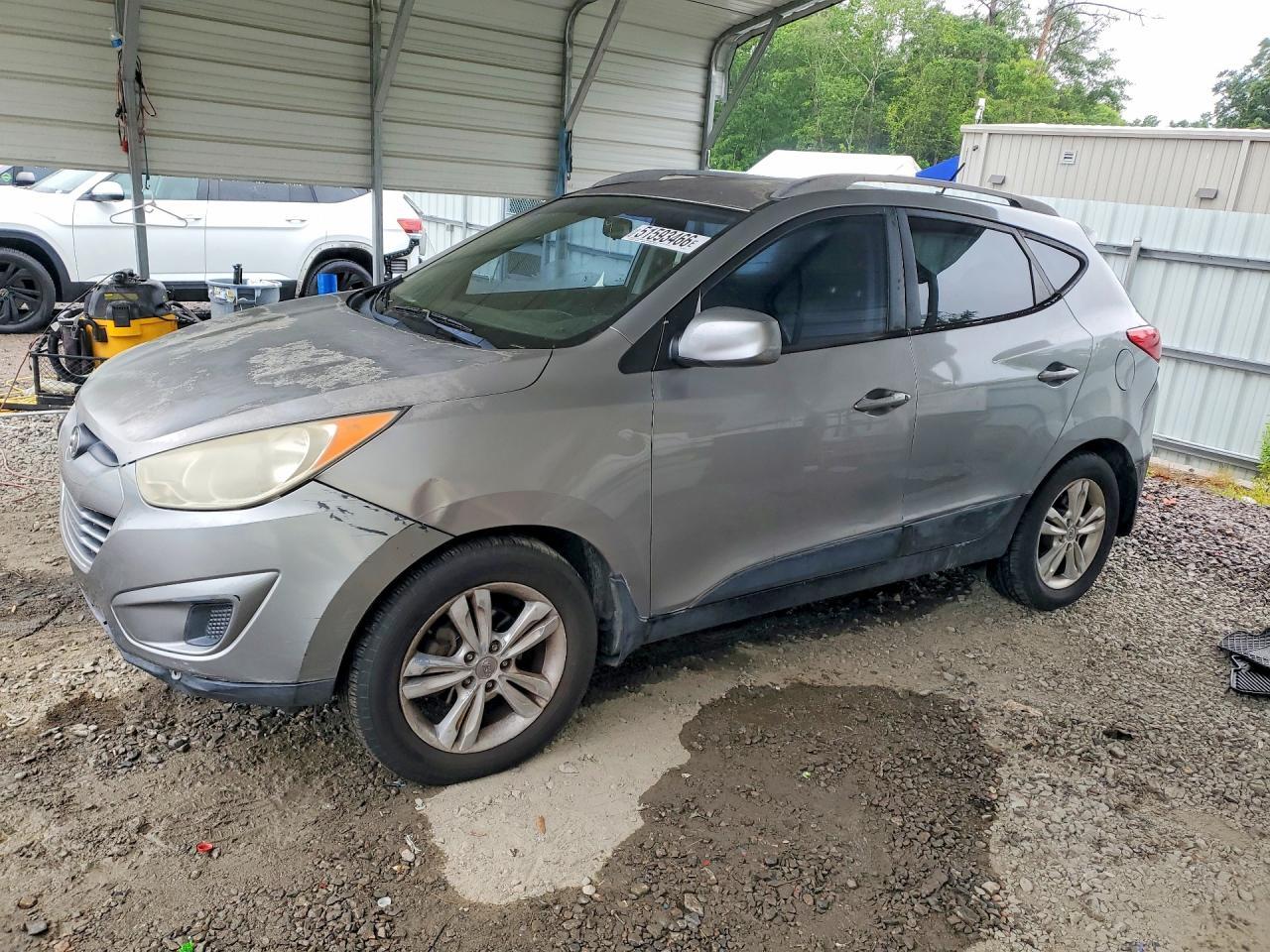 2011 HYUNDAI TUCSON
