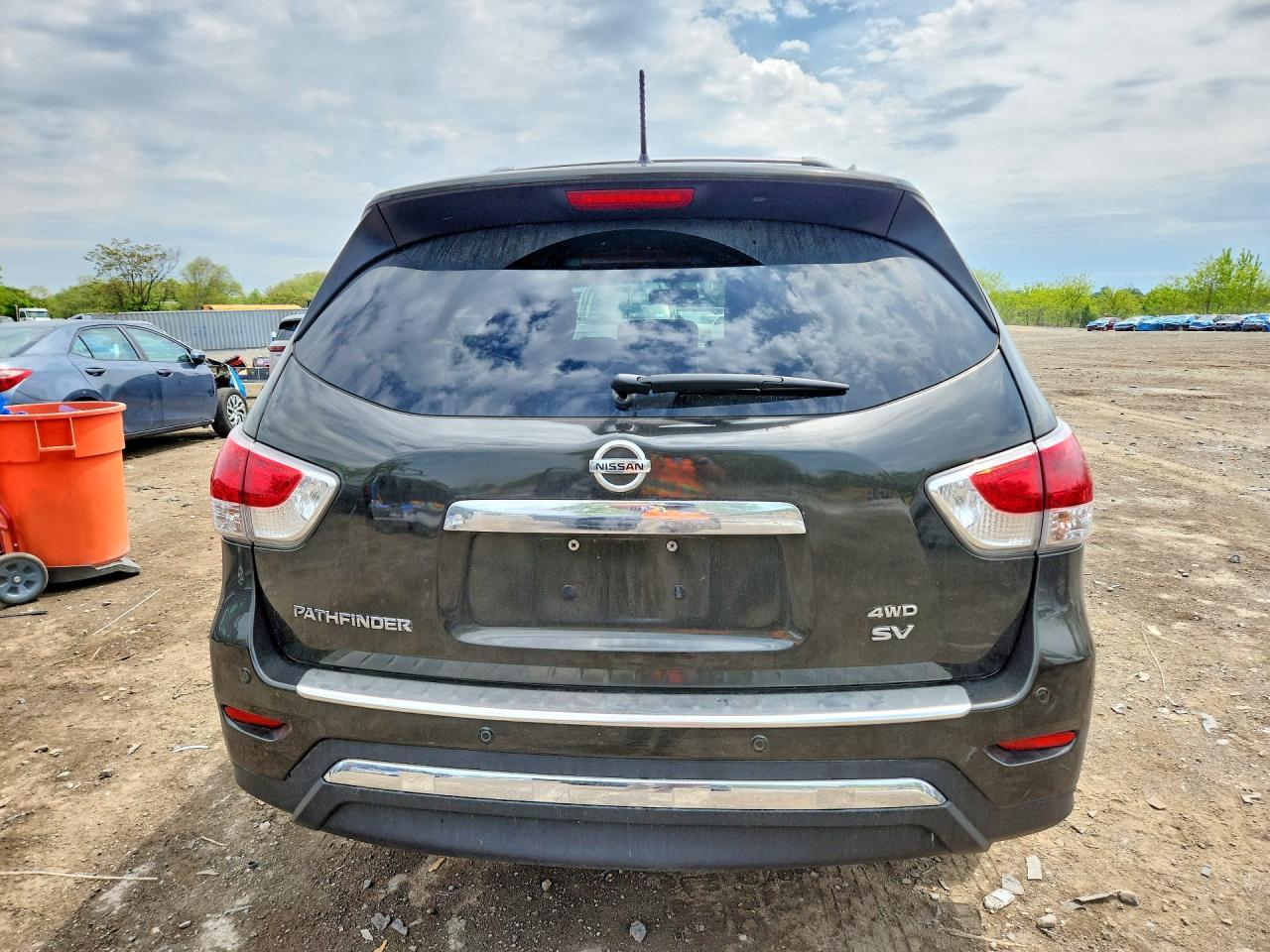 2015 NISSAN PATHFINDER