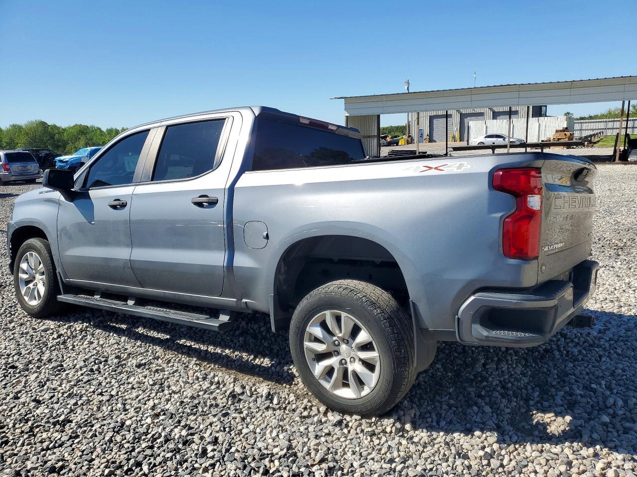 2022 CHEVROLET Silverado
