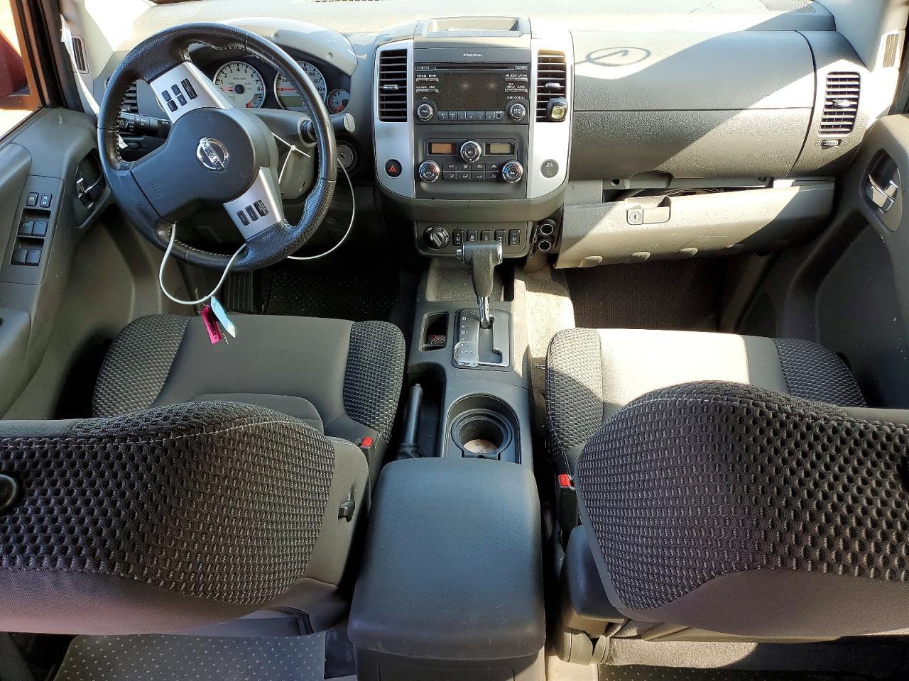 2014 NISSAN Frontier