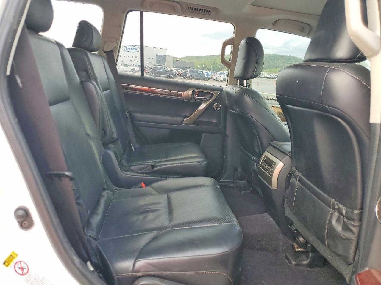 2017 LEXUS GX 460