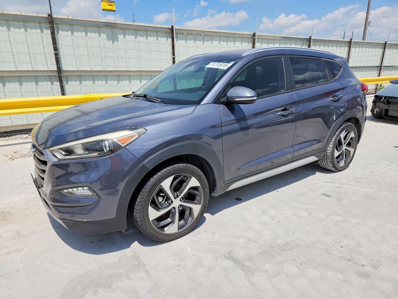 2017 HYUNDAI TUCSON