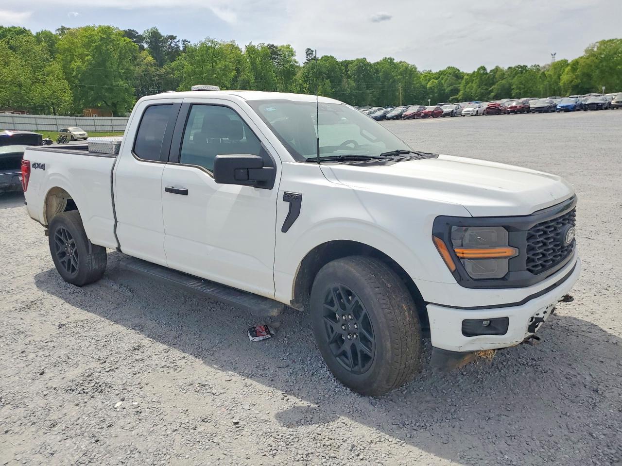 2025 FORD F-150 Lightning
