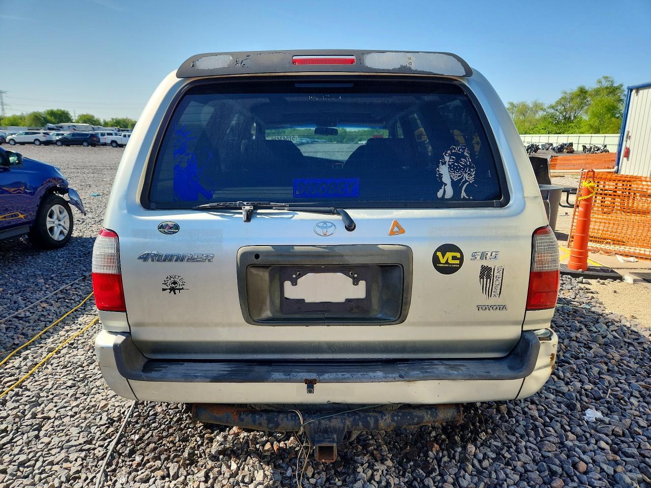 2000 TOYOTA 4Runner
