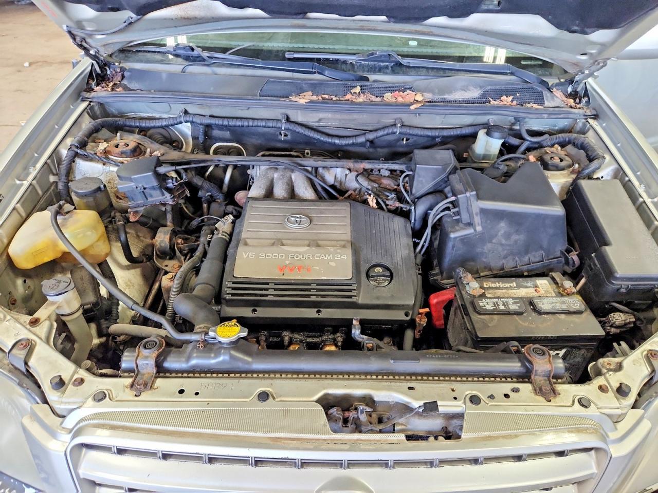 2003 TOYOTA HIGHLANDER