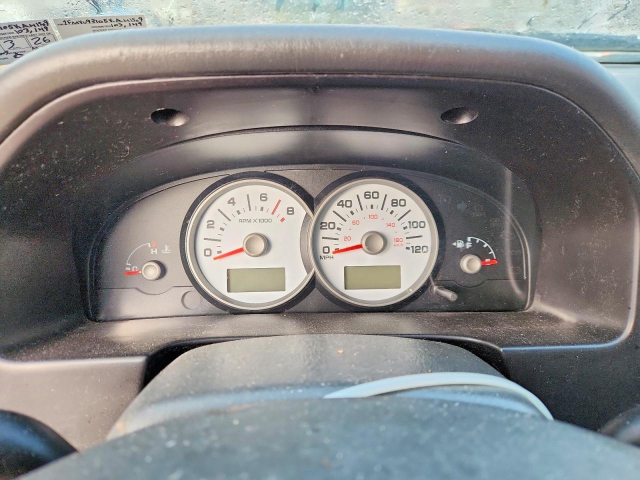 2005 FORD ESCAPE