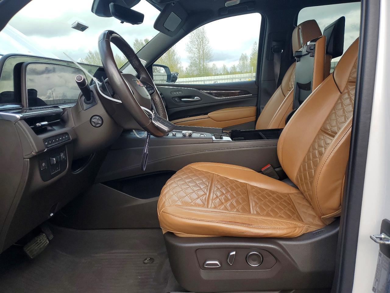 2021 CADILLAC Escalade ESV
