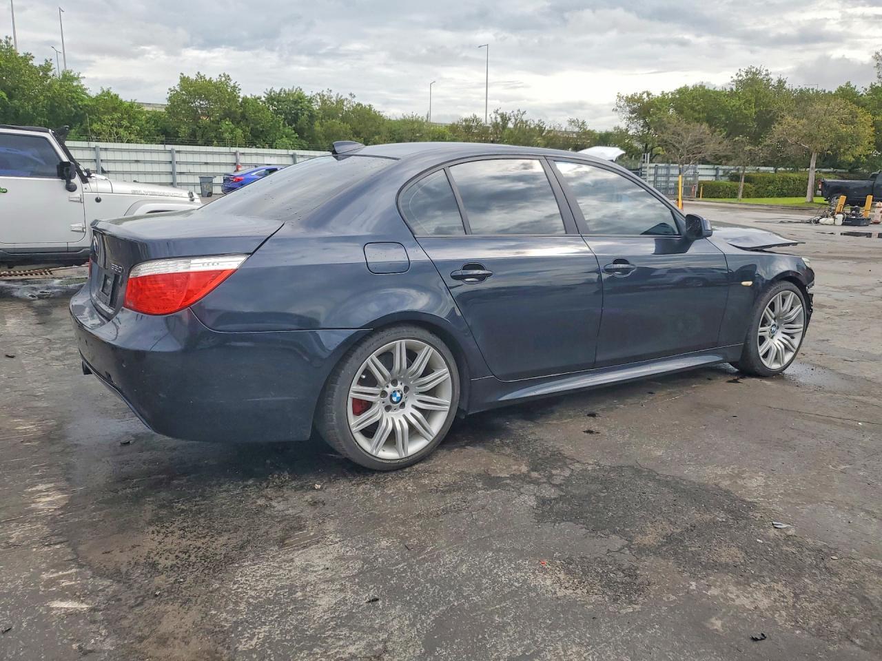 2010 BMW 5 series
