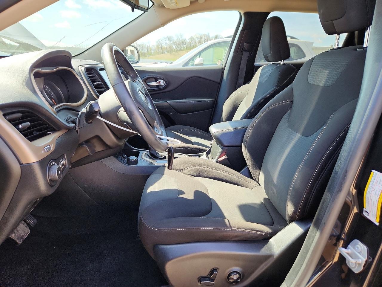 2016 JEEP CHEROKEE