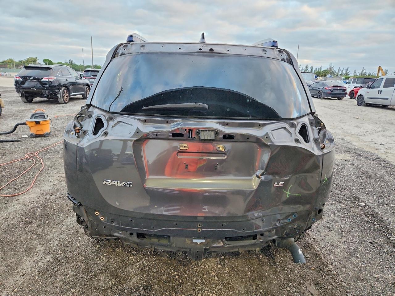 2017 TOYOTA RAV4