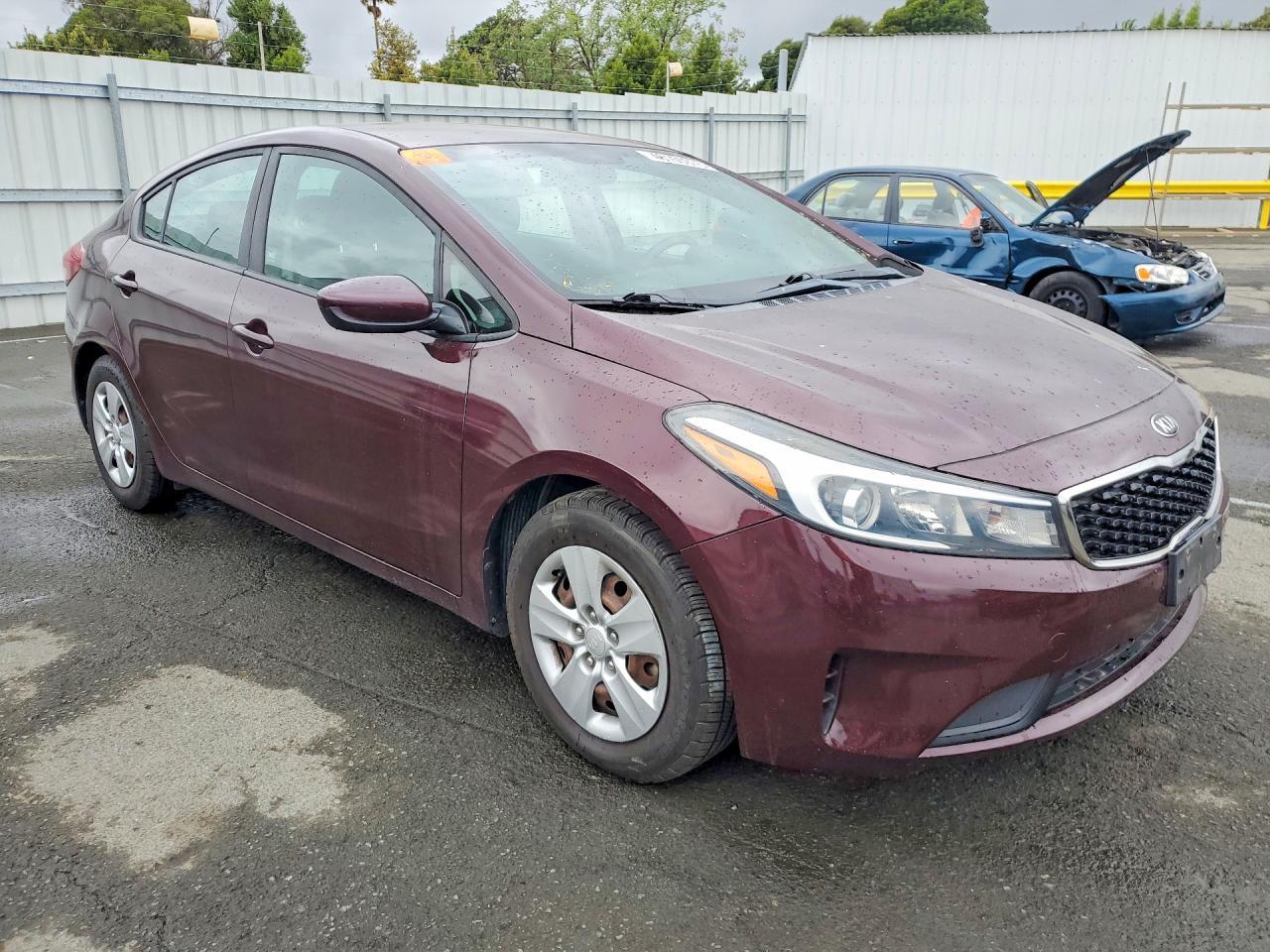 2017 KIA FORTE