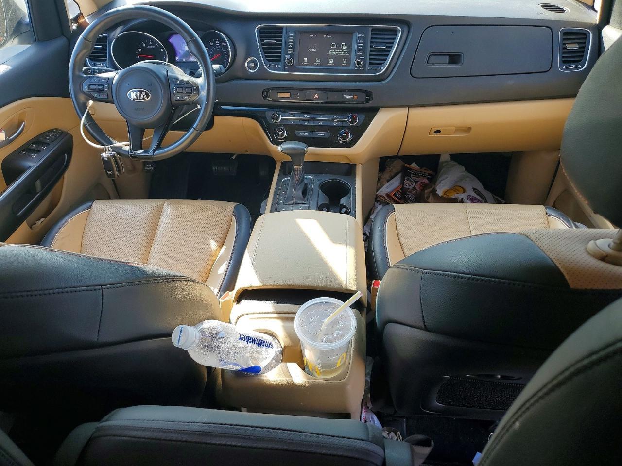 2018 KIA SEDONA