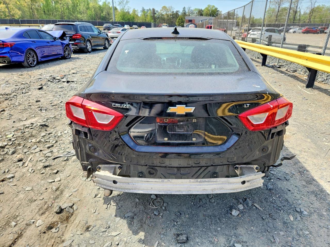 2017 CHEVROLET CRUZE