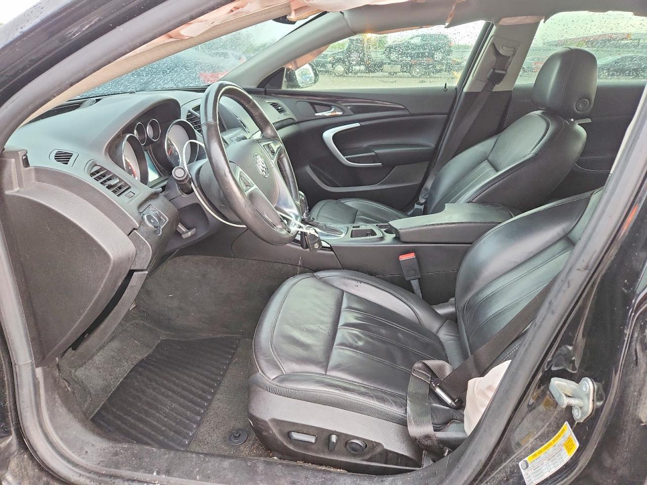 2013 BUICK Regal