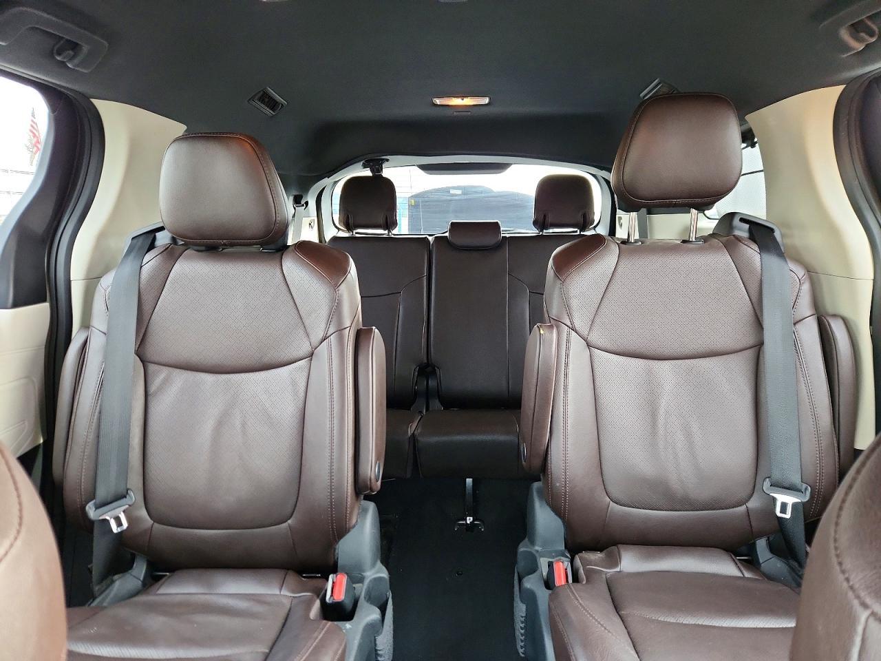 2023 TOYOTA SIENNA