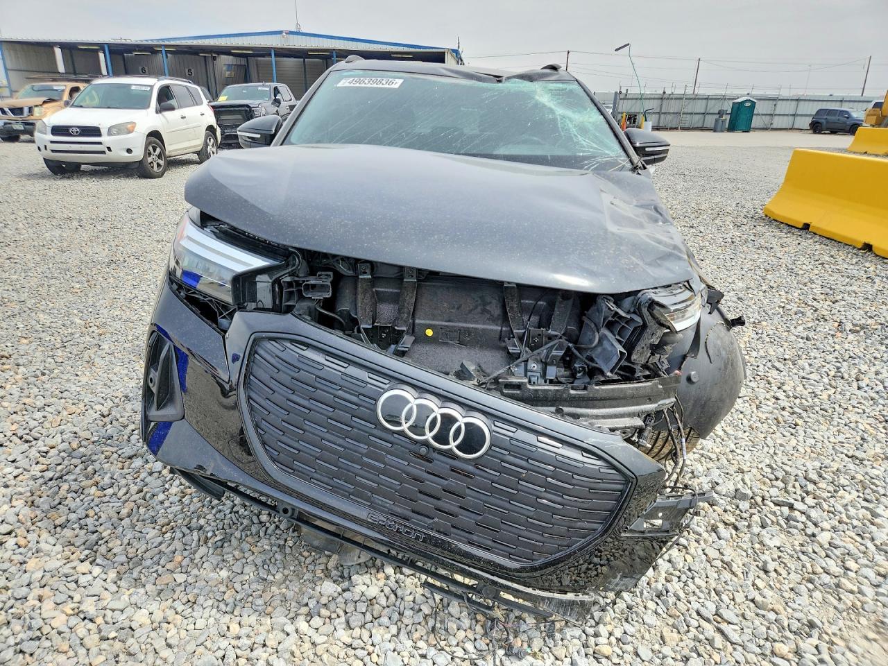 2024 AUDI Q4 e-tron