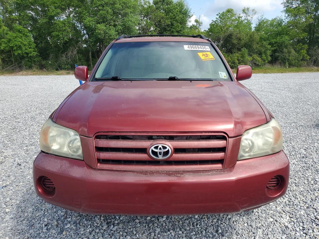 2004 TOYOTA HIGHLANDER