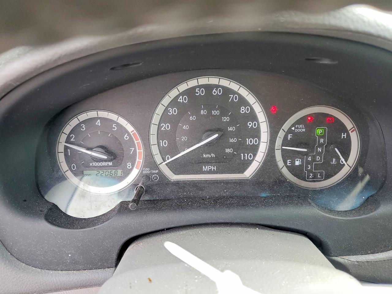 2005 TOYOTA SIENNA