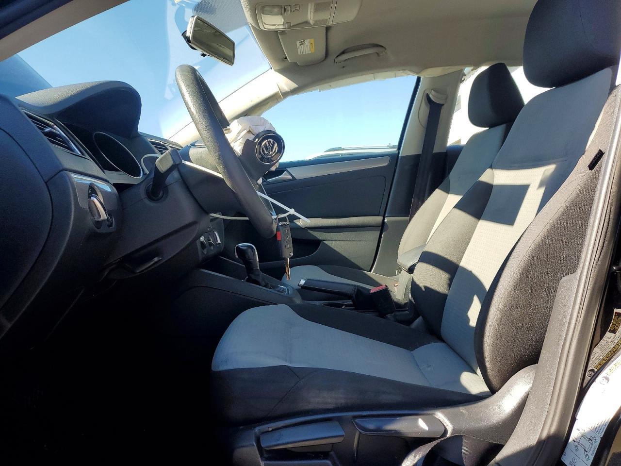 2017 VOLKSWAGEN JETTA