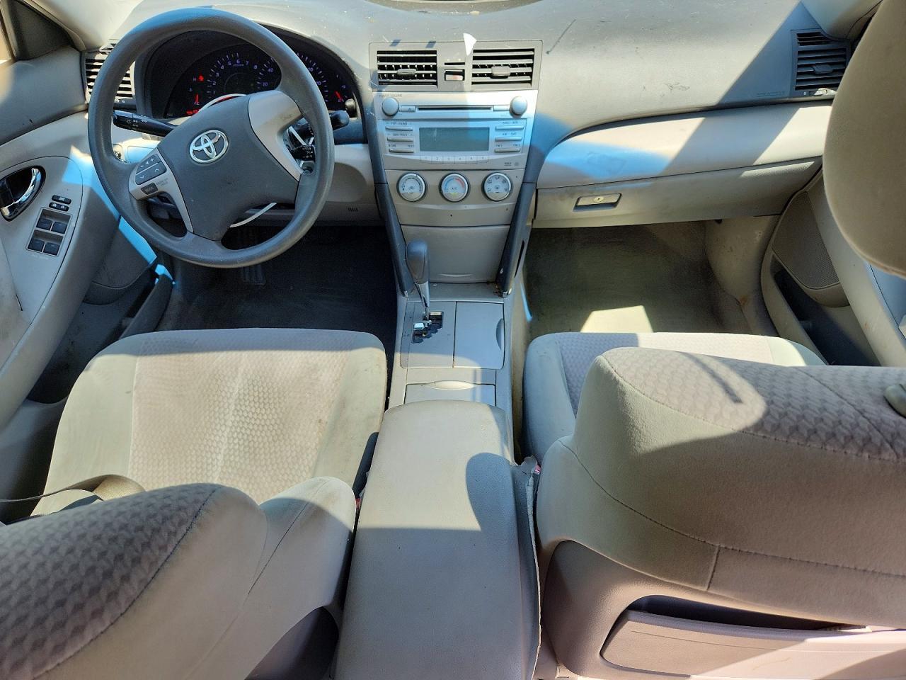 2011 TOYOTA CAMRY