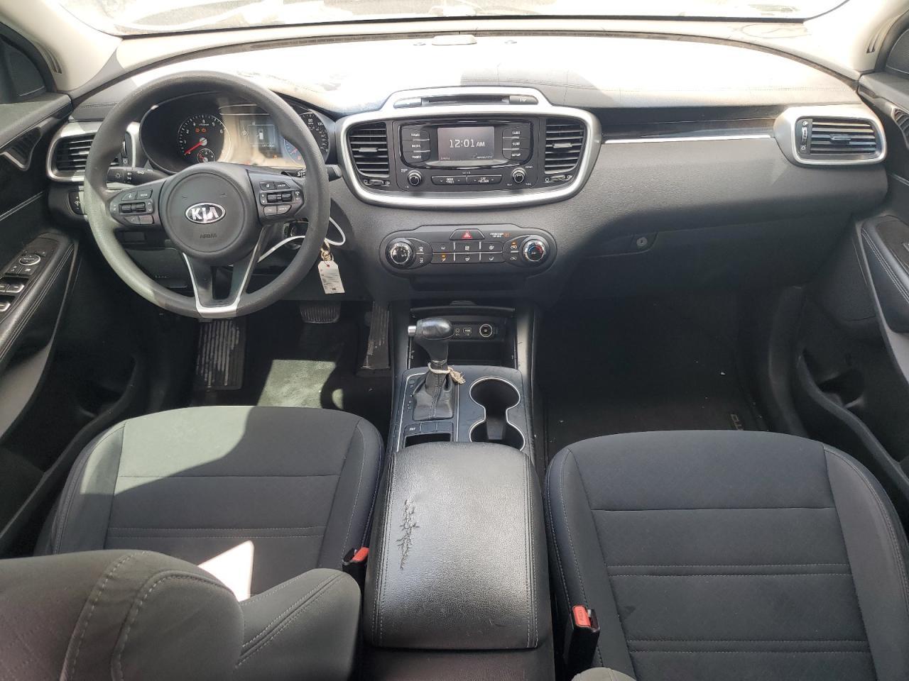 2017 KIA SORENTO