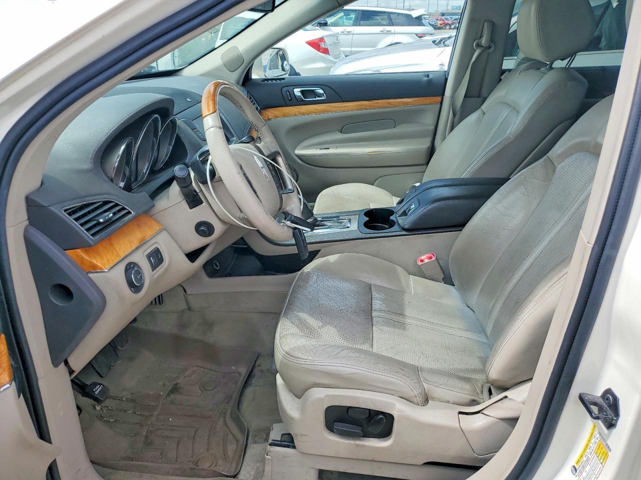 2012 LINCOLN MKT