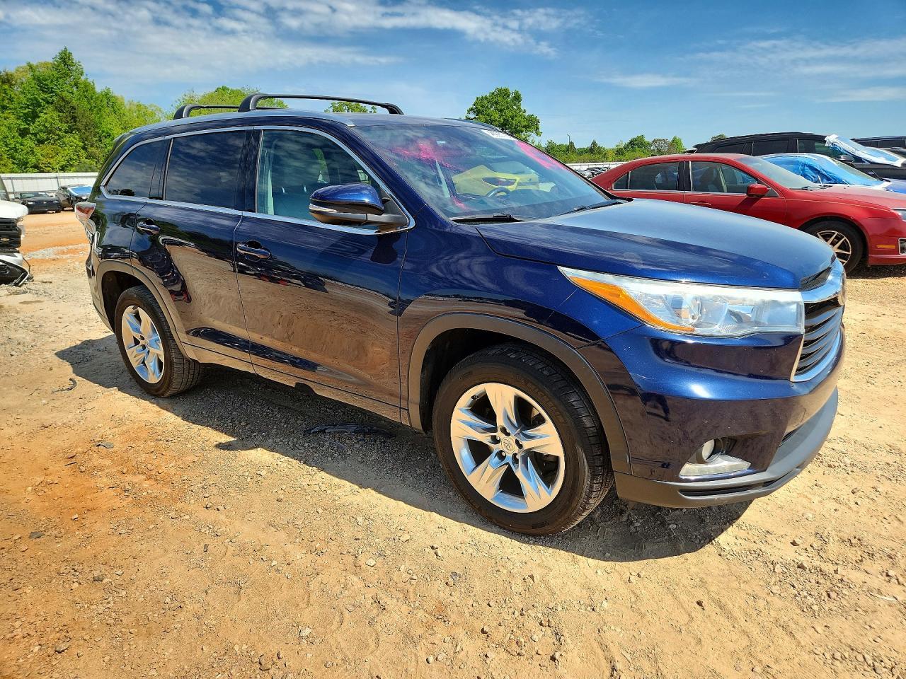 2015 TOYOTA HIGHLANDER